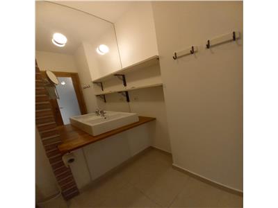 Apartament 2 camere decomandat, renovat, Centru, Camera de Comert