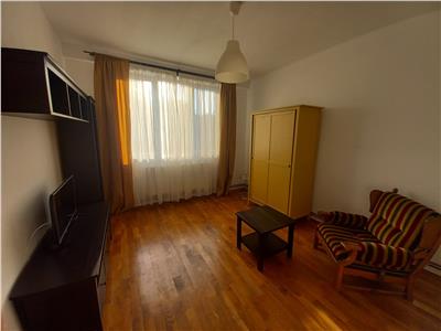 Apartament 2 camere decomandat, renovat, Centru, Camera de Comert