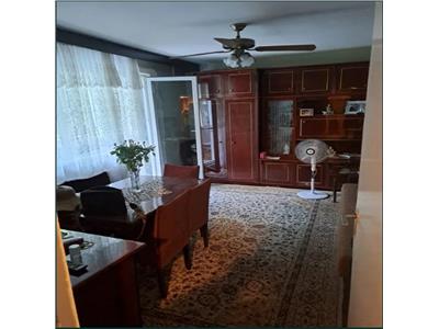 Apartament 4 camere et 1, P-ta Flora, Manastur