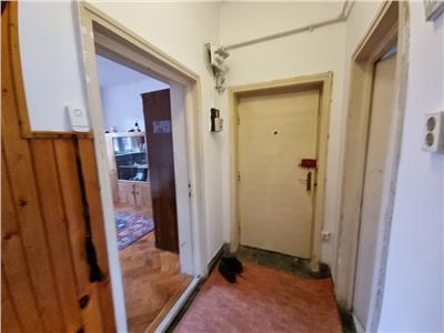 Apartament 2 camere in Centru, zona B. Ortodoxe