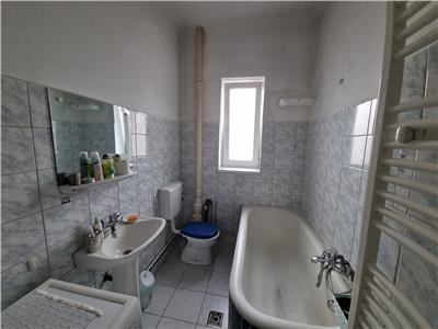 Apartament 2 camere in Centru, zona B. Ortodoxe