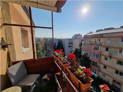 Apartament 3 camere modern, 2 bai, 2 balcoane