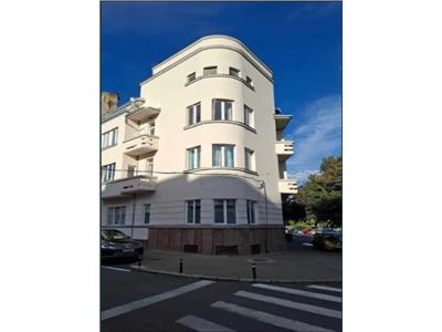 Apartament 3 camere confort lux in Centru, Urania